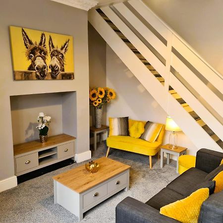 Tower Views 2 Bedroom House With Private Parking Μπλάκπουλ Εξωτερικό φωτογραφία